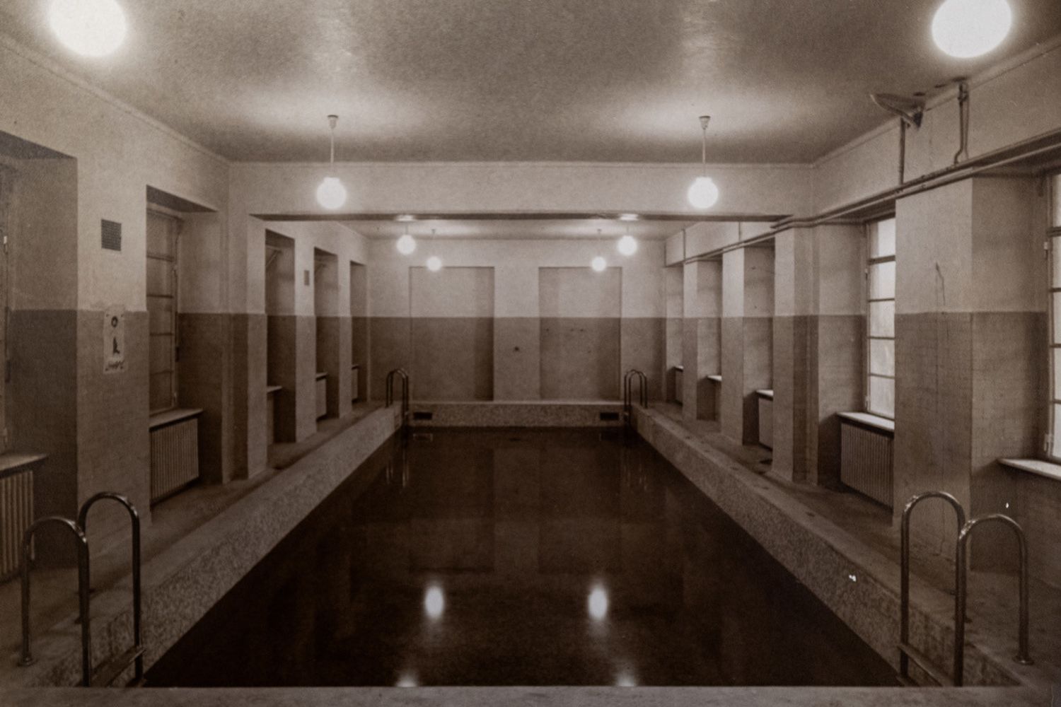 La piscina dove nuotava Mussolini quando andava a Torino