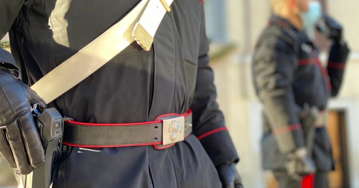 Divisa shop ordinaria carabinieri