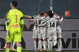 La Juventus festeggia il rigore segnato da Cristiano Ronaldo