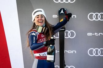 Sofia Goggia festeggia in Val d'Isere la sua ottava vittoria in Coppa del mondo