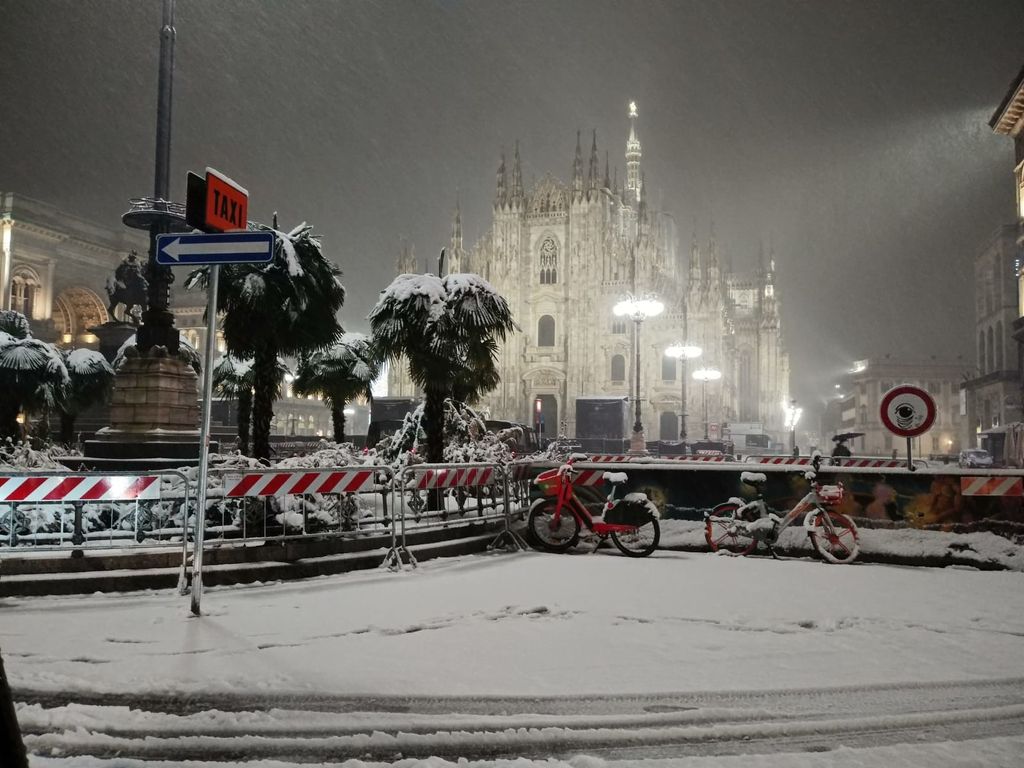 Maltempo e neve a Milano