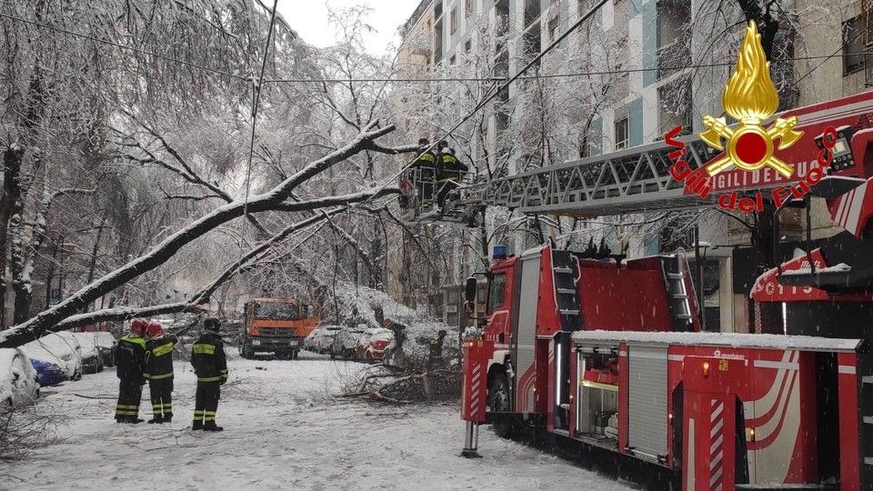 Maltempo, Milano sotto la neve&nbsp;&nbsp;