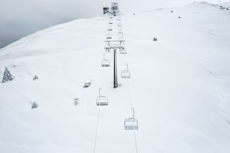 Italia, turismo. Un impianto sciistico nella stagione invernale 2020-2021