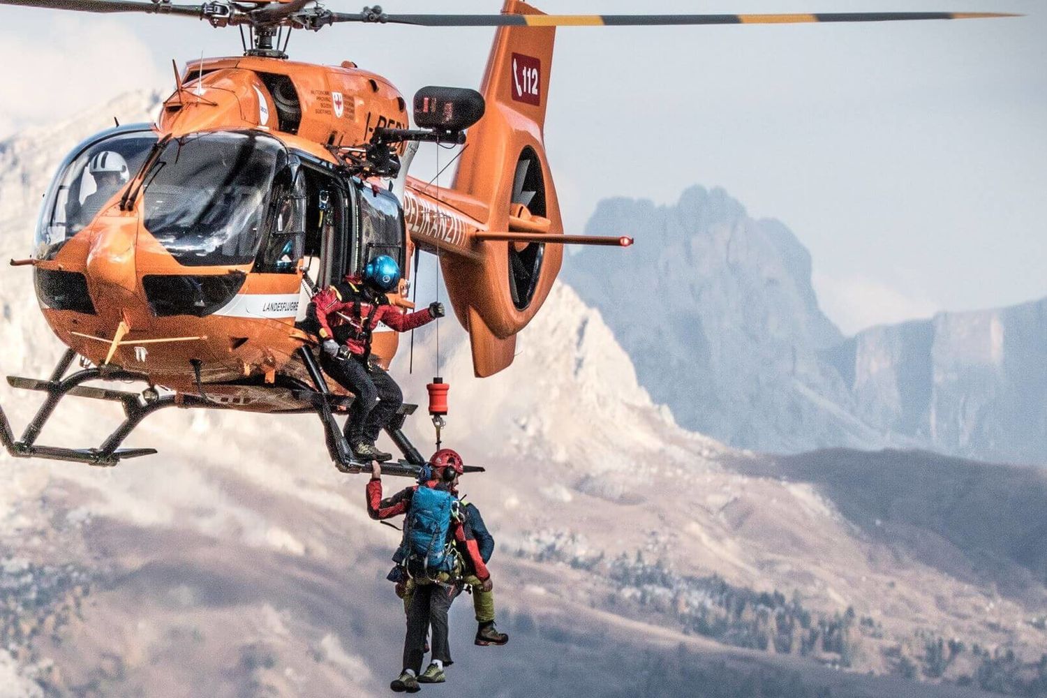 Un elicottero Pelikan del servizio di soccorso alpino