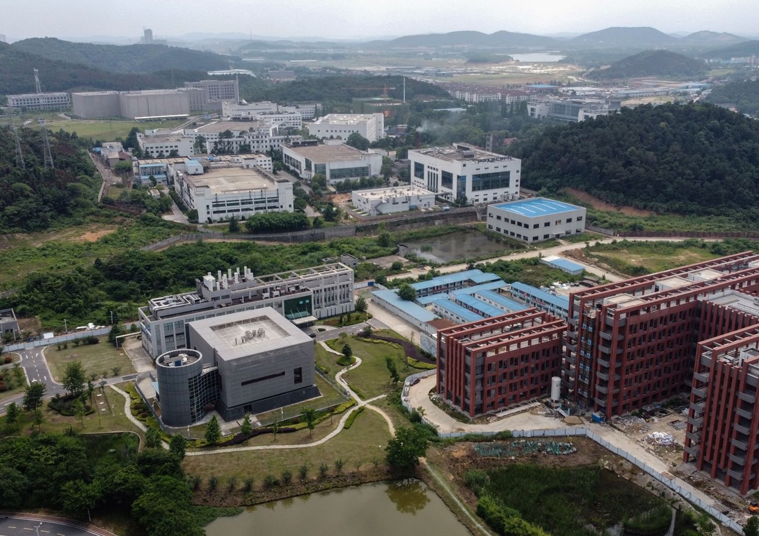 &nbsp;Visione aerea del Laboratorio P4 nel campus del Wuhan Institute of Virology