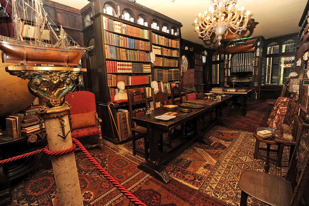 La biblioteca di D'Annunzio