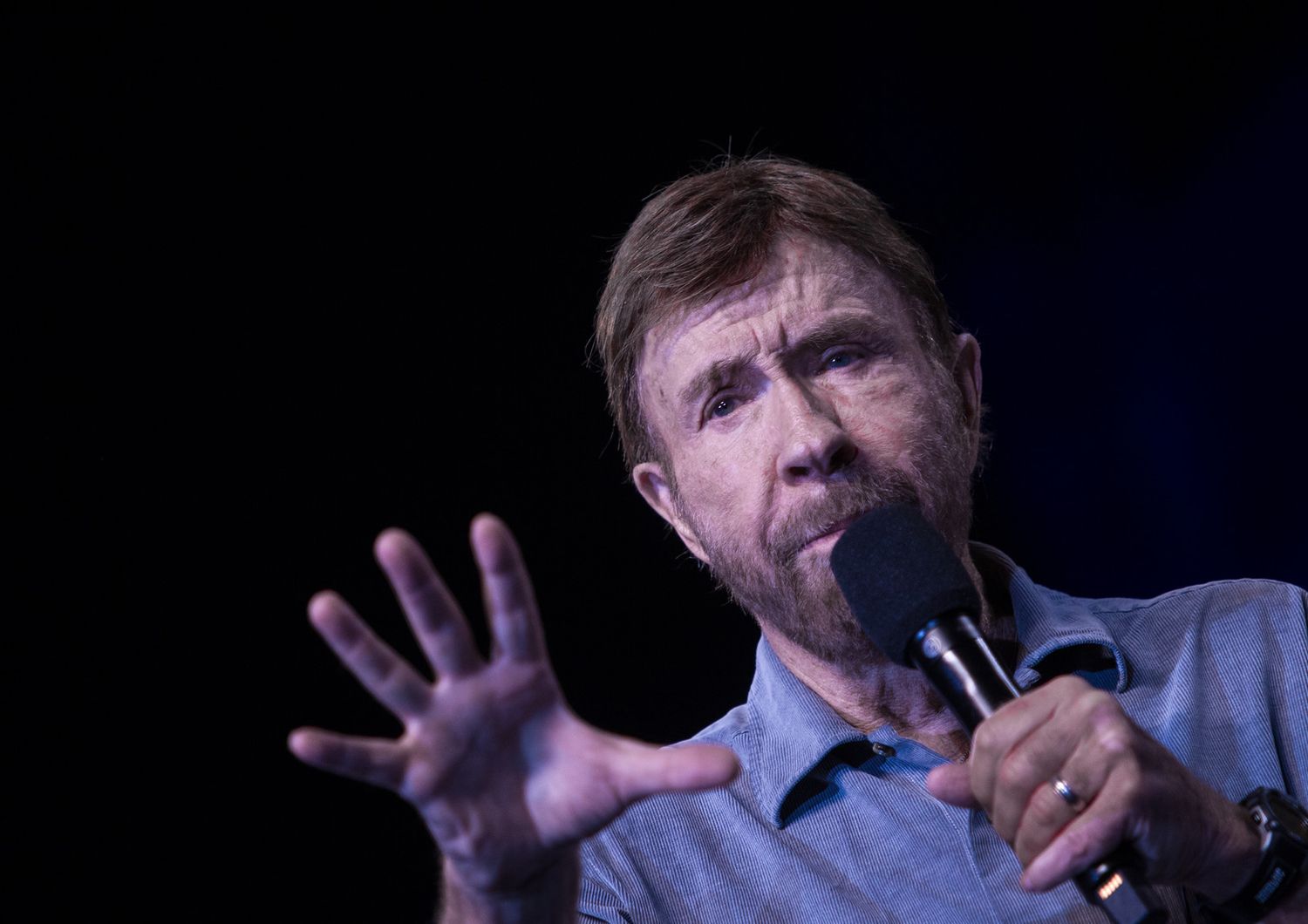 L'attore Chuck Norris, 80 anni