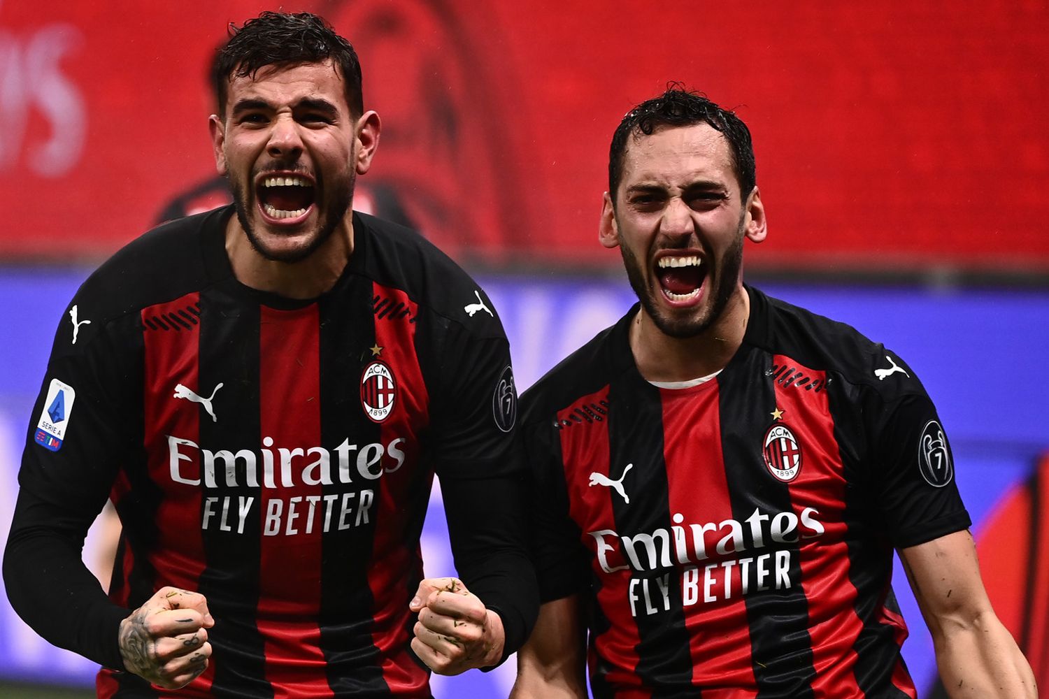Theo Hernandez e Calhanoglu, giocatori del Milan