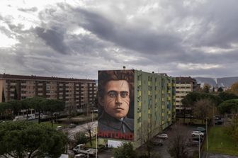 Il murale dedicato a Gramsci in un quartiere popolare di Firenze
