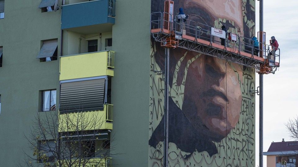 Il murale dedicato a Gramsci in un quartiere popolare di Firenze