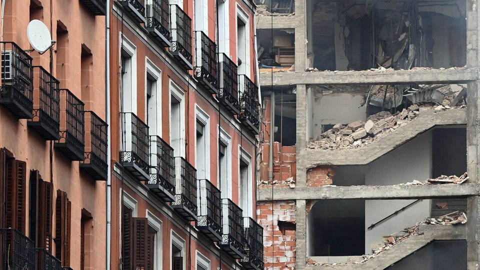 Esplosione di un palazzo nel centro di Madrid&nbsp;
