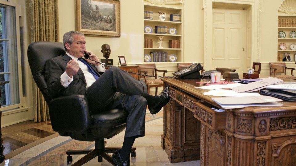 Georg W. Bush nello Studio Ovale nel 2006