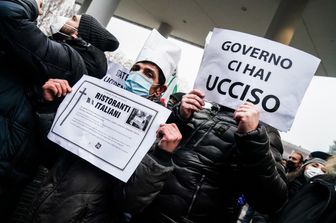 La protesta dei ristoratori a Milano