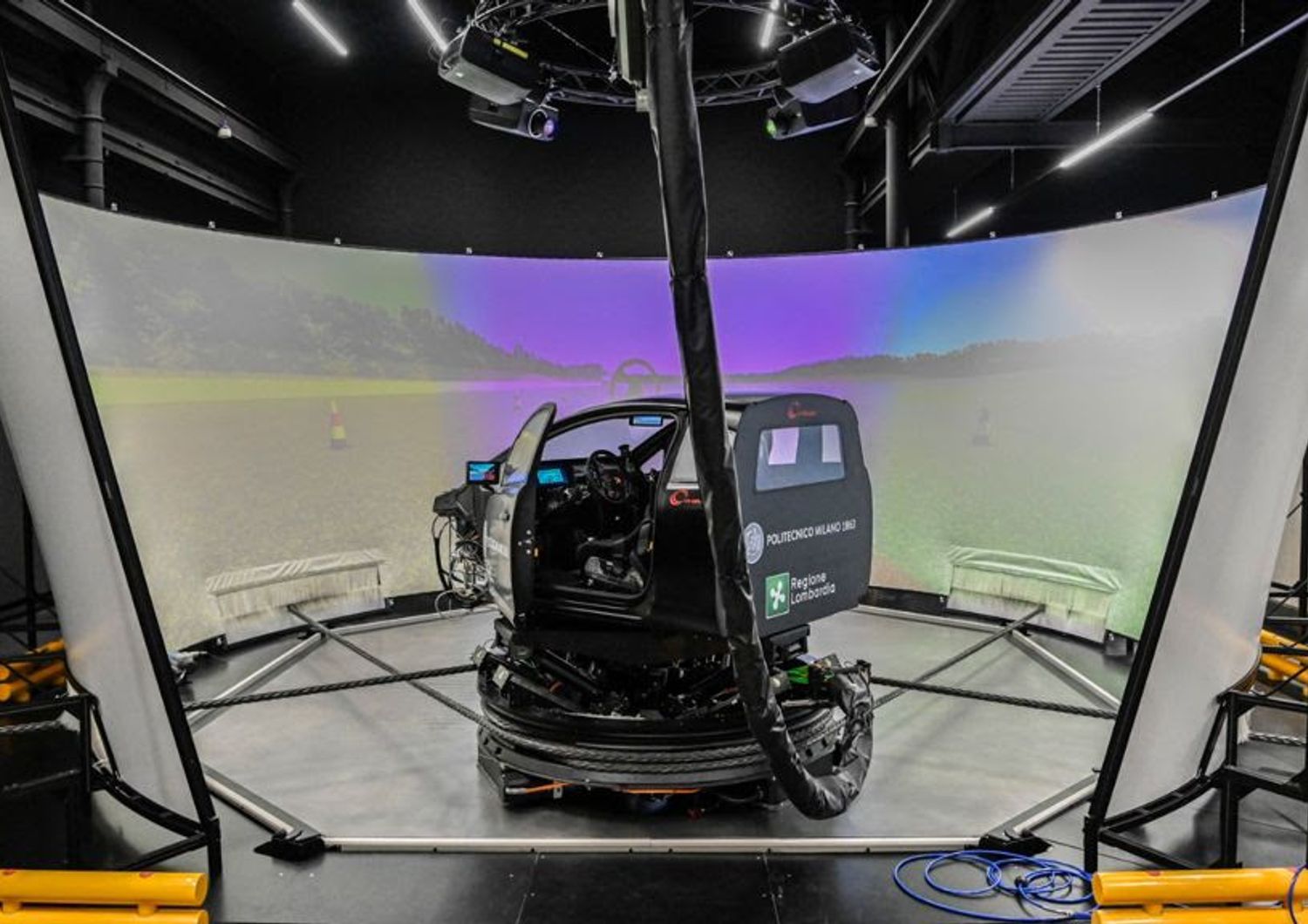 Il simulatore di guida al Politecnico di Milano