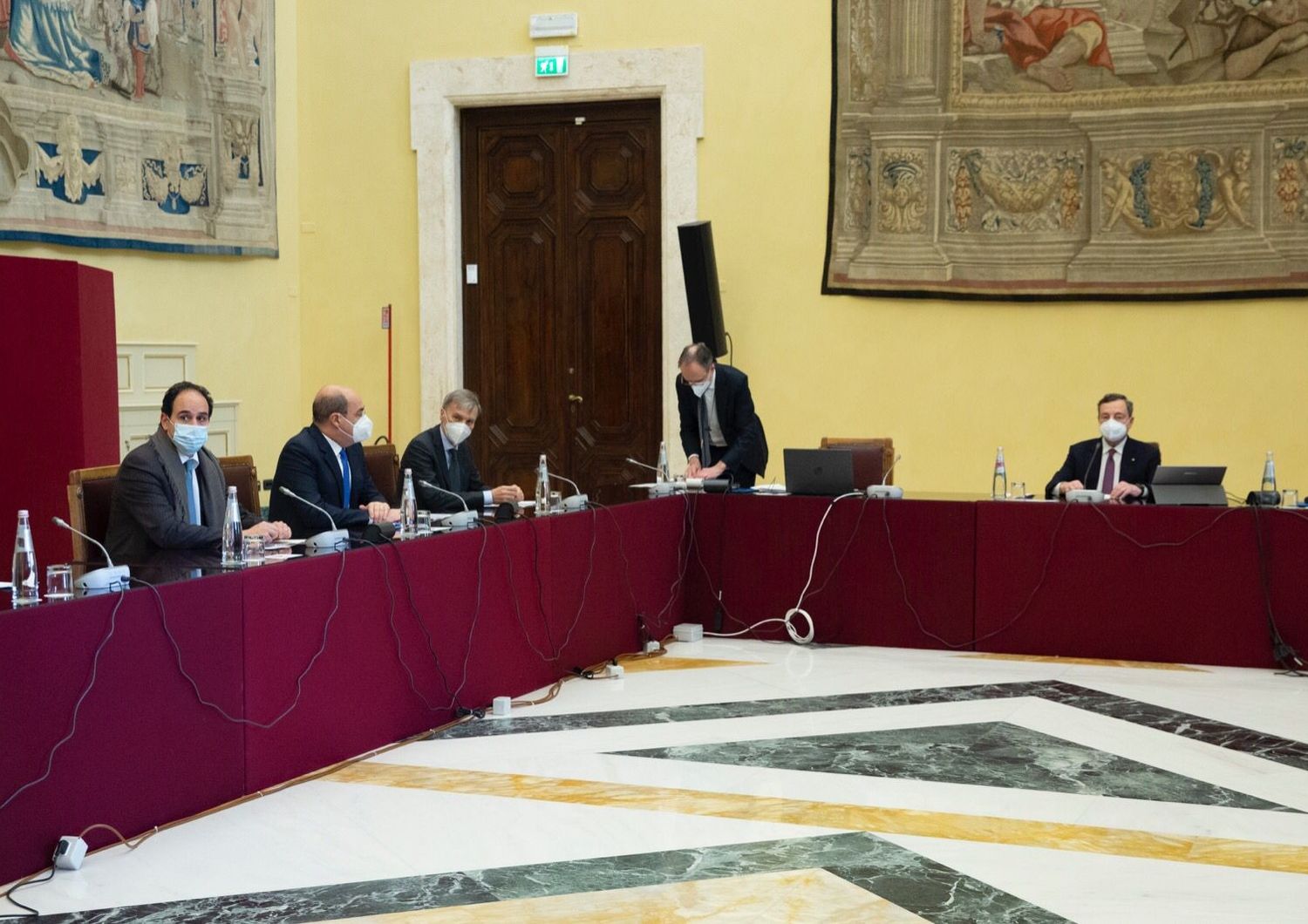 La delegazione del Pd alle consultazioni con Mario Draghi