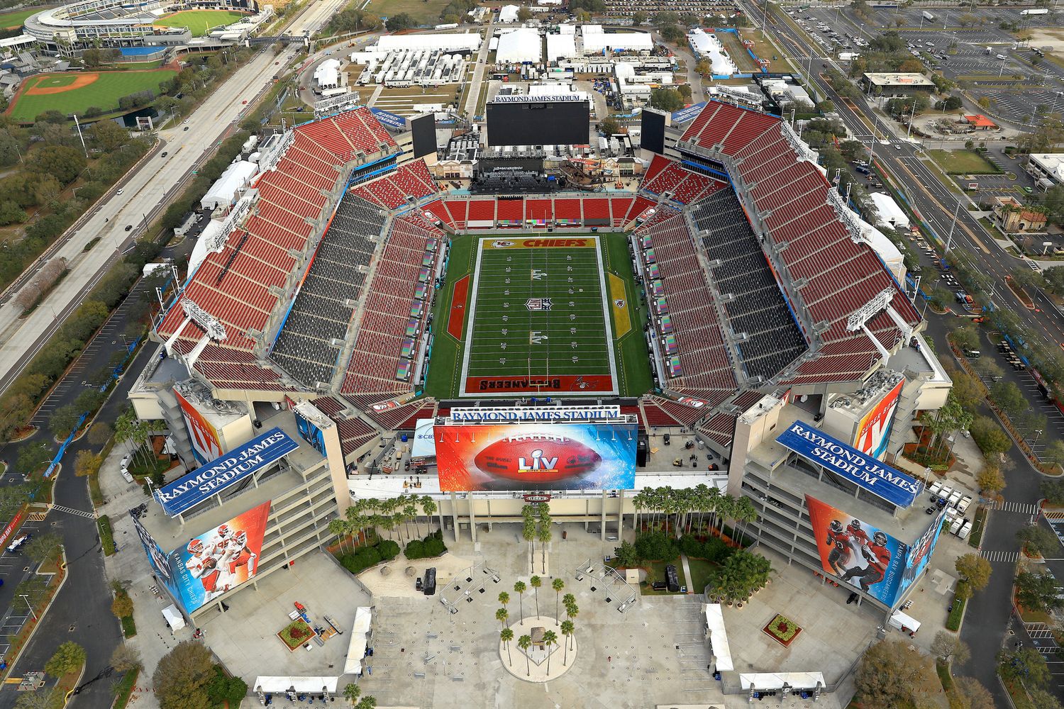 Lo stadio di Tampa teatro del Super Bowl