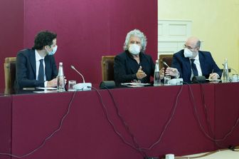 Beppe Grillo alle consultazioni con Mario Draghi