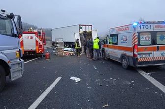 Il luogo dell'incidente sulla A14 in cui hanno perso la vita due volontari dell'Enpa