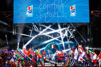 La cerimonia di apertura dei Mondiali di sci di Cortina