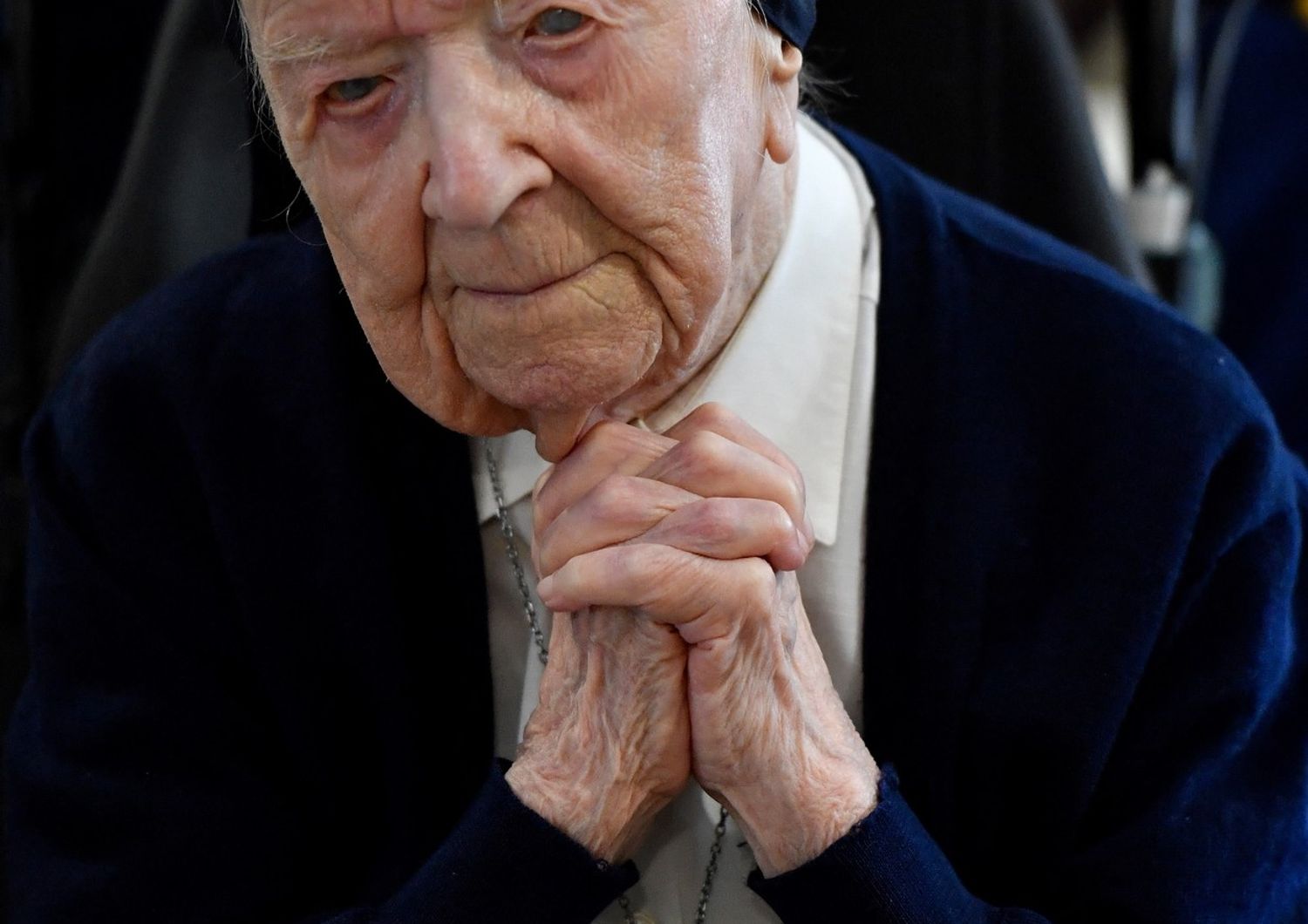 Una suora di 116 anni è guarita dal Covid