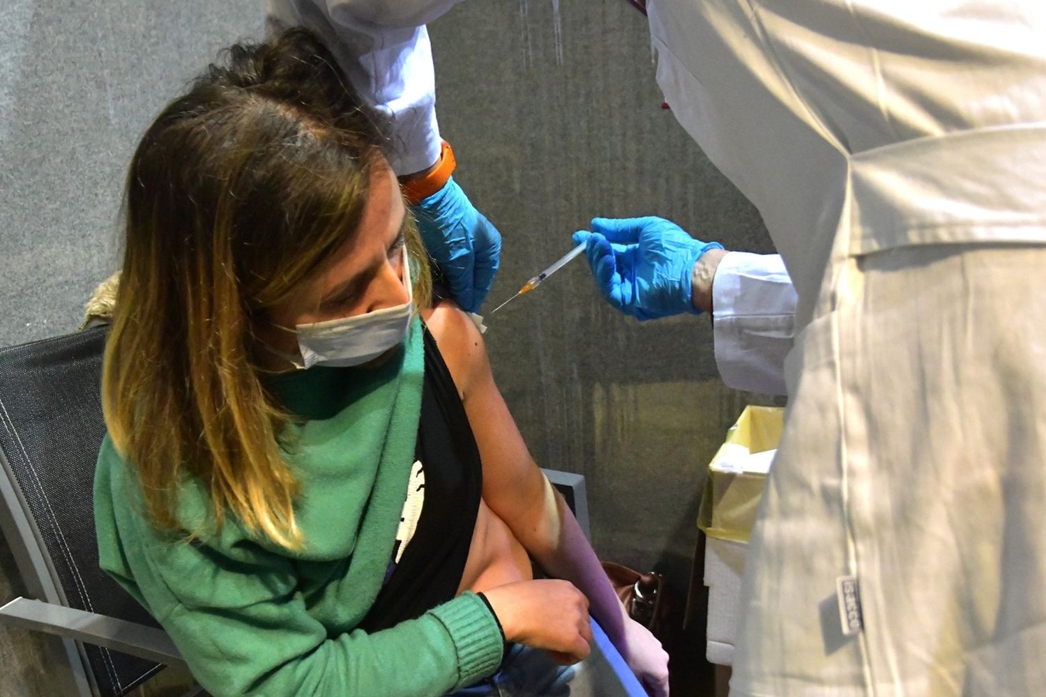 Covid: somministrazione del vaccino