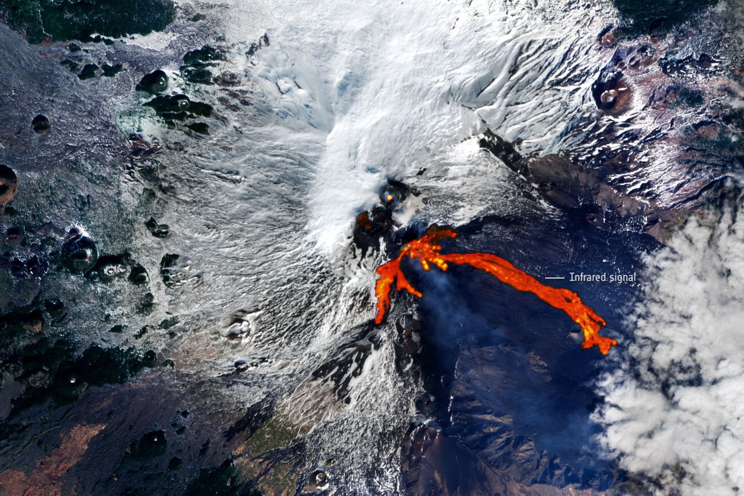 L'eruzione dell'Etna ripresa dal satellite&nbsp;Copernicus&nbsp;Sentinel-2