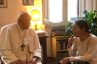 Papa Francesco insieme a poetessa Edith Bruck