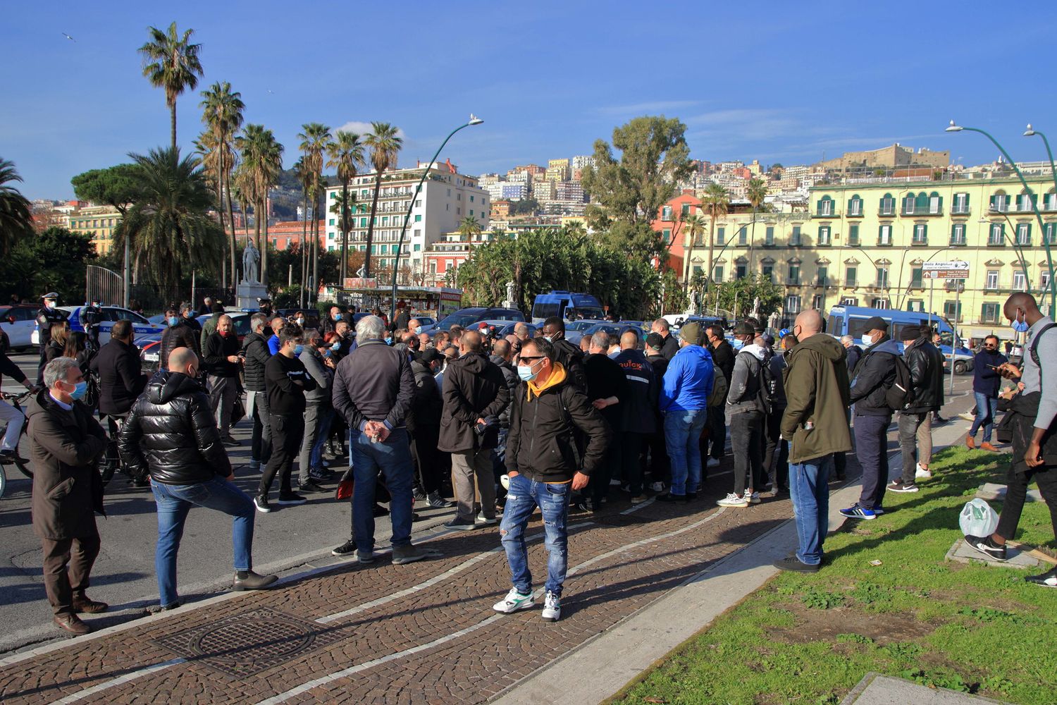 Ultimo giorno zona gialla a Napoli