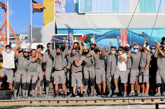 L'esultanza su Luna Rossa dopo la conquista della Prada Cup