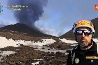 soccorso alpino gdf&nbsp;etna eruzione evitiamo pericoli escursionisti