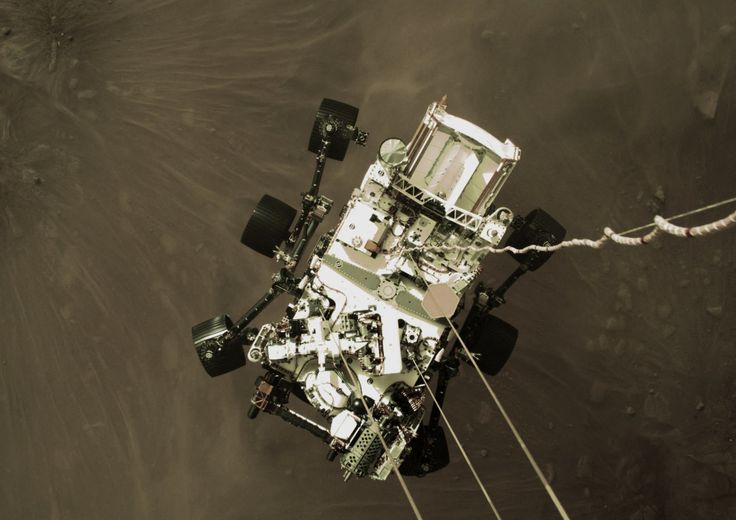 Rover della Nasa Perseverance atterrato con successo su Marte