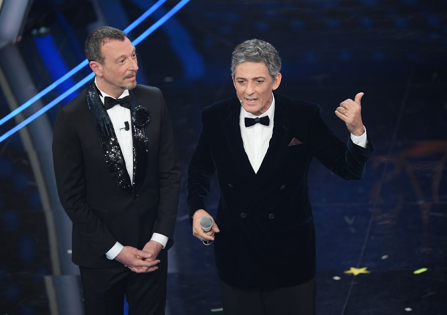 Amadeus e Fiorello sul palco di Sanremo 2020