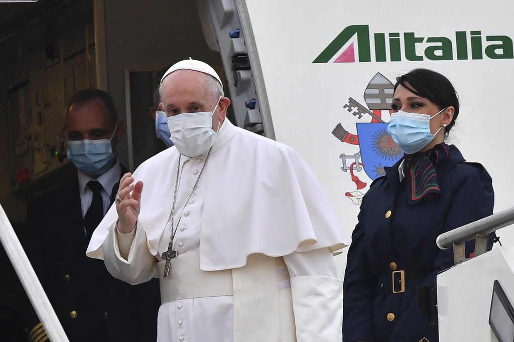 Papa Francesco in partenza per l'Iraq