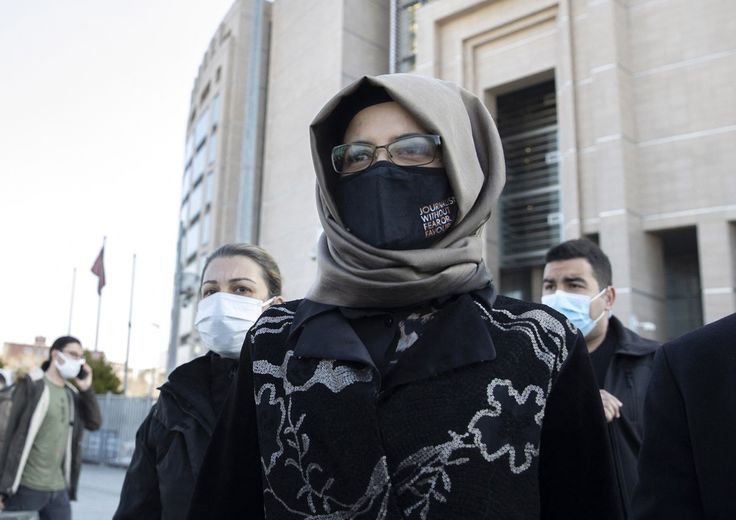 Hatice&nbsp;Cengiz, fidanzata di Jamal Khashoggi, durante il processo per la morte del giornalista