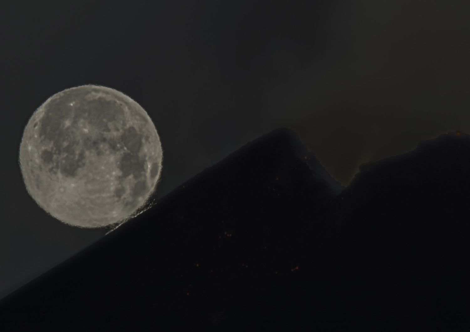 etna luna omega astrofotografia