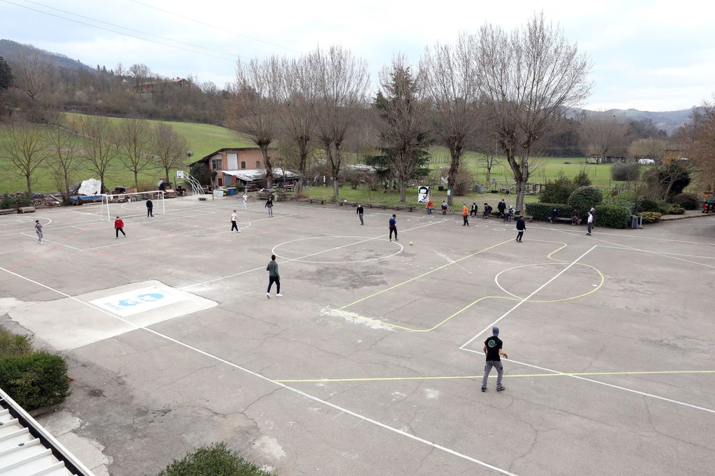 &nbsp;Calcio anti-covid, il campo di Castel de Britti a San Lazzaro di Savena, nel Bolognese