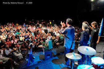 Aires Tango in un concerto del 2009