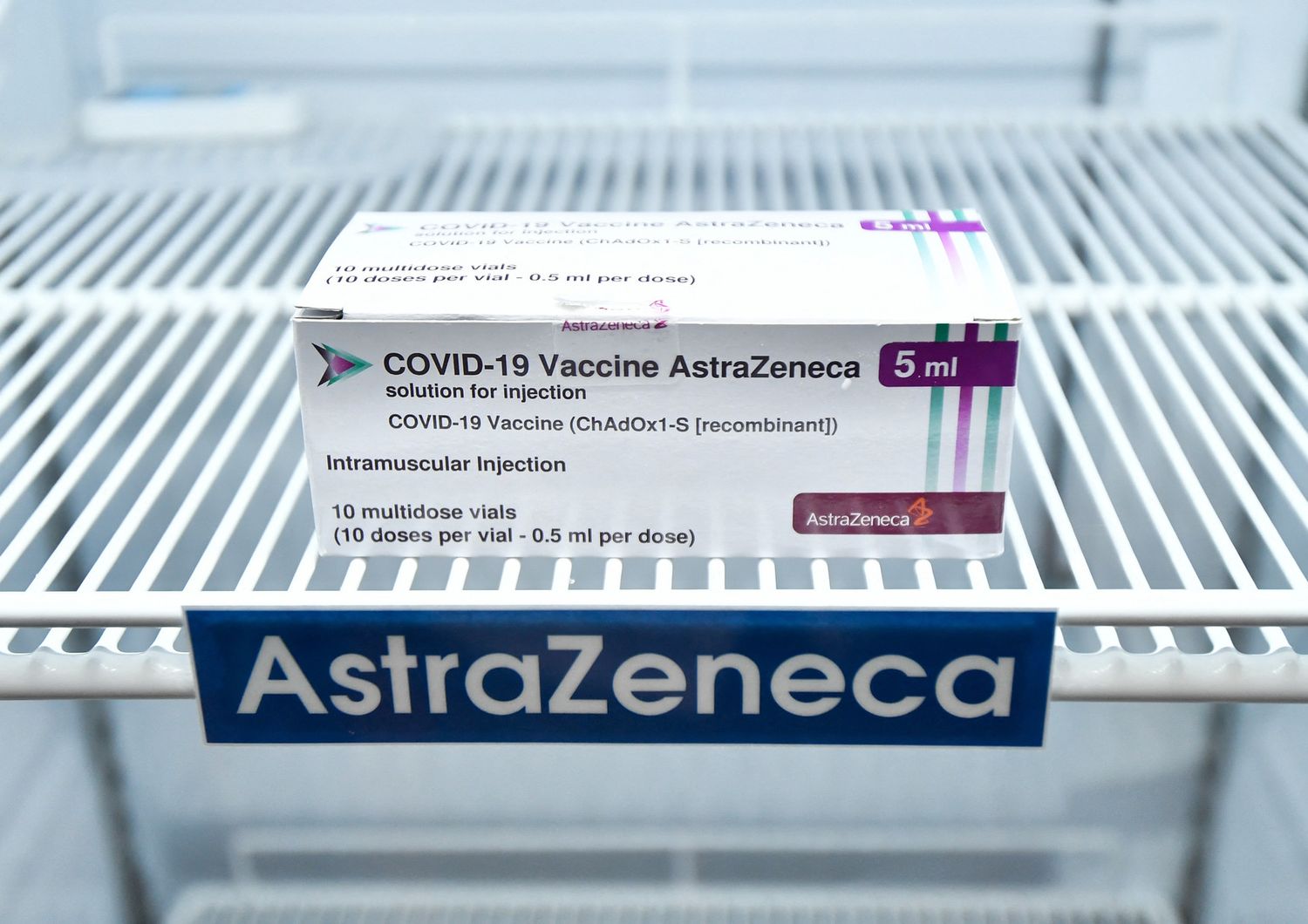 Il vaccino contro il Covid di AstraZeneca