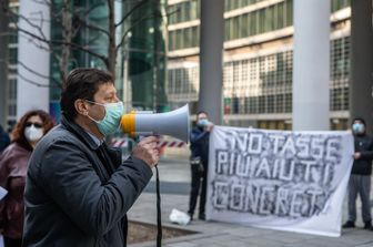Covid: protesta dei ristoratori a Milano
