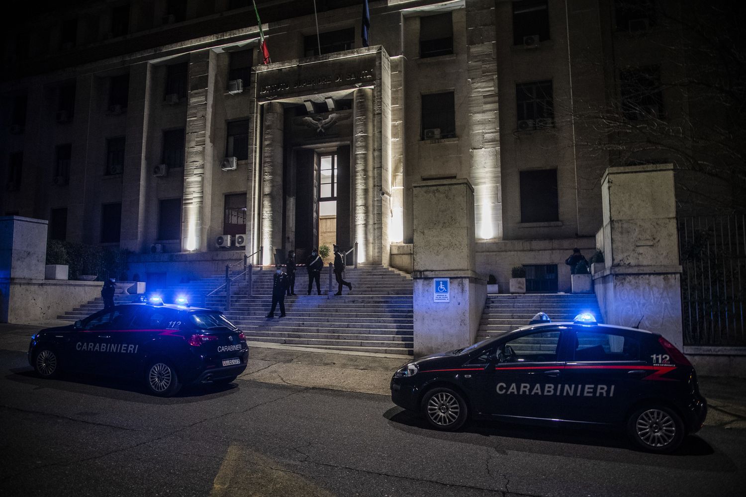 Iss, atto incendiario