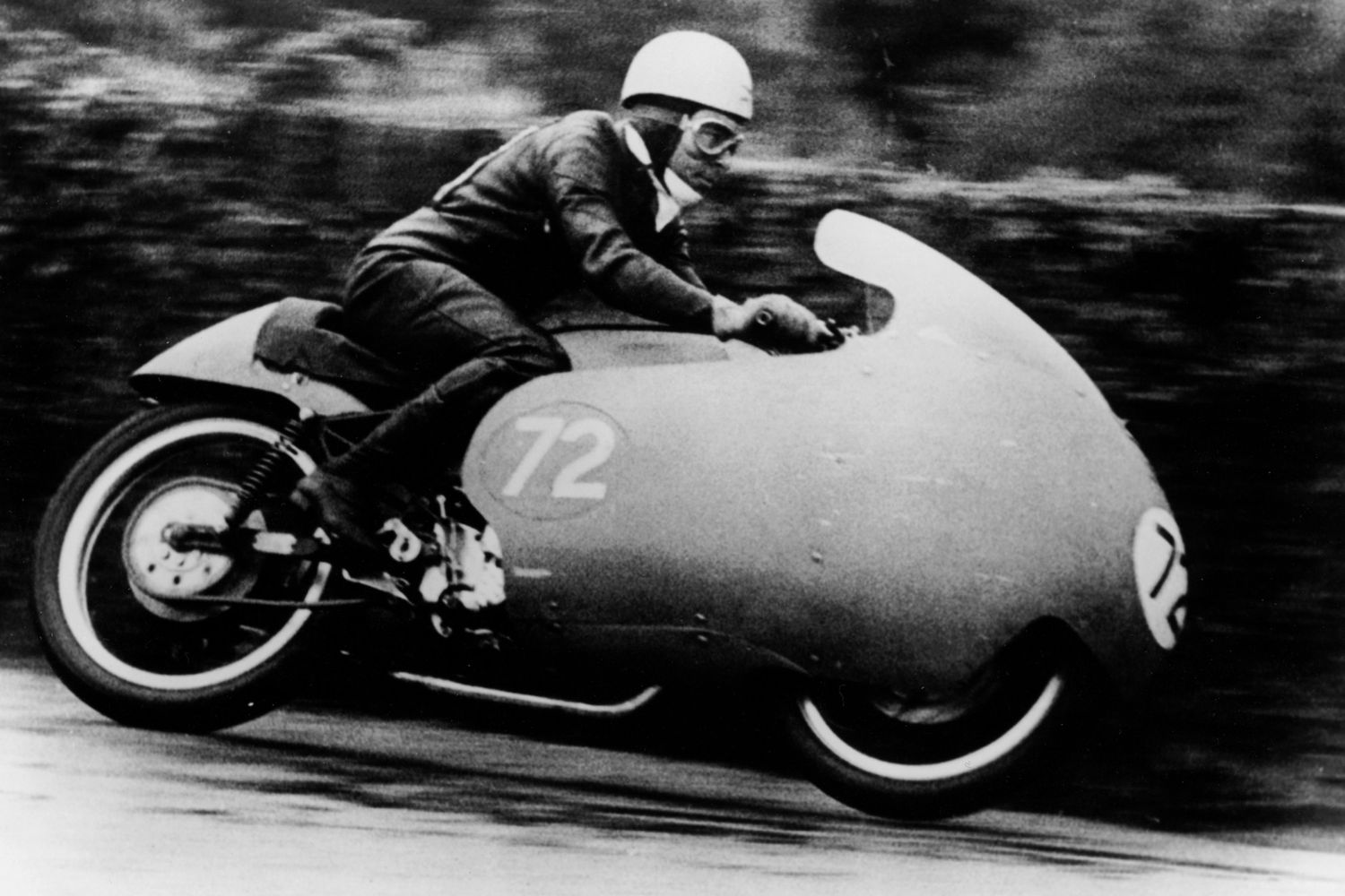 &nbsp;Bill Lomas su Guzzi V8 al Gran Premio del Belgio (1957)