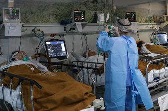 Struttura ospedaliera per malati Covid a Porto Alegre, in Brasile