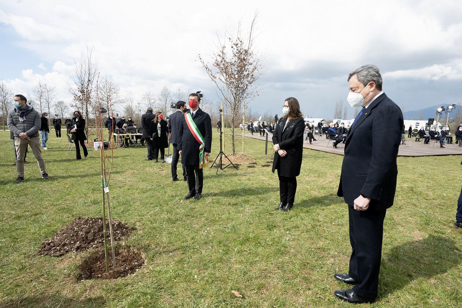 Draghi al parco della memoria di Bergamo