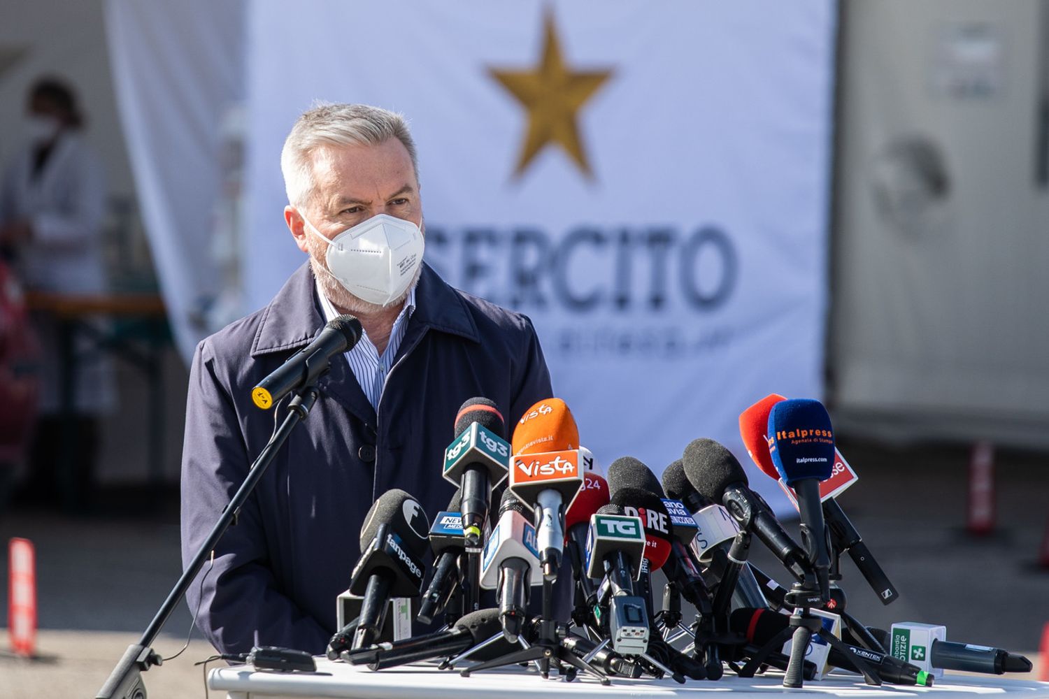 Il ministro della Difesa, Lorenzo Guerini