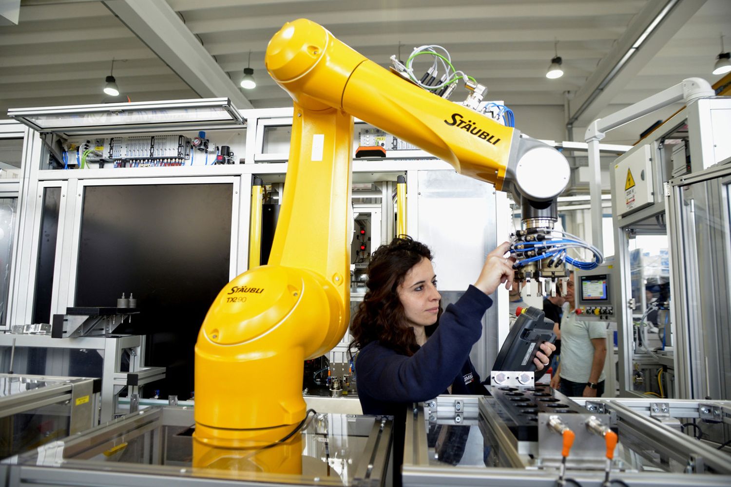 Bari, Masmec industria di progettazione e costruzione di linee di assemblaggio automatiche e personalizzate per componenti automobilistici&nbsp;