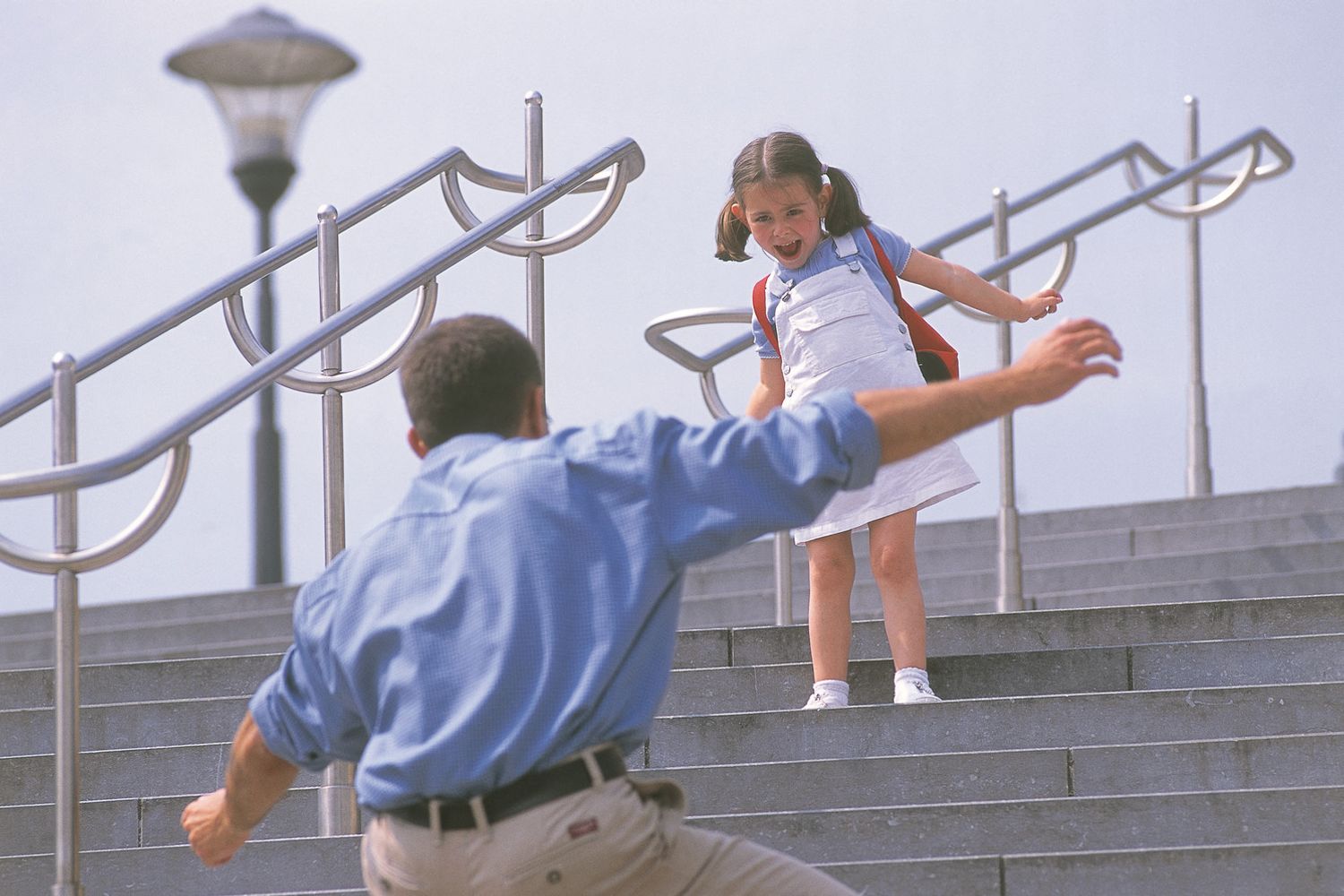 Un pap&agrave; con la propria bambina