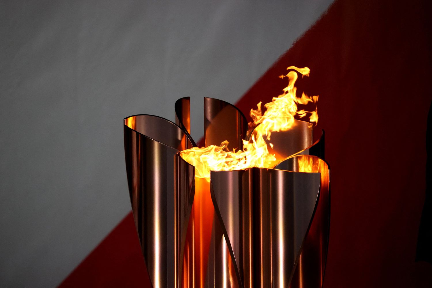 La torcia delle Olimpiadi di Tokyo