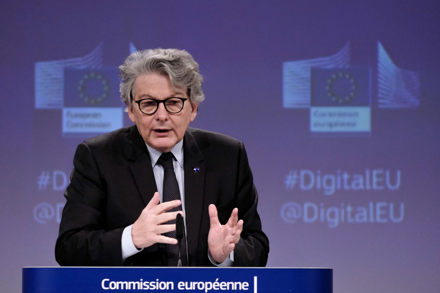 &nbsp;&nbsp;Il commissario europeo responsabile dei vaccini,&nbsp;Thierry&nbsp;Breton