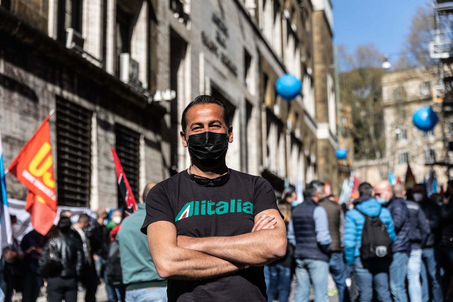 Alitalia, i sindacati manifestano davanti al Ministero dello Sviluppo Economico per chiedere il rilancio della compagnia aerea&nbsp;