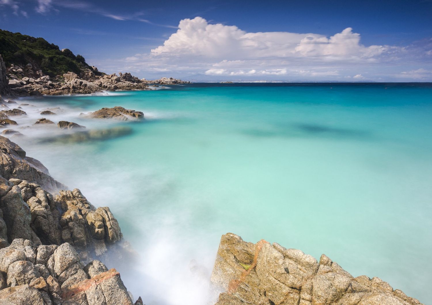 &nbsp;Scorcio della costa di Santa Teresa Gallura, nell'istituenda Provincia del Sud-Est Sardegna